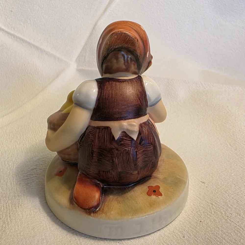 Vintage Goebel Hummel Chick Girl Figurine TMK 6